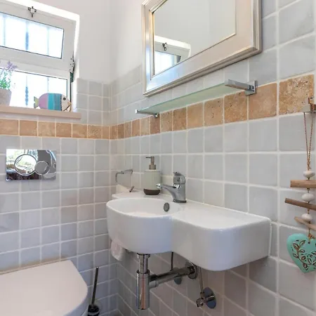 Front Line Townhouse Nº6 In Ferragudo, Sea Views Hébergement de vacances