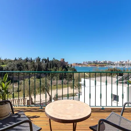 Дом отдыха Front Line Townhouse Nº6 In Ferragudo, Sea Views Феррагуду